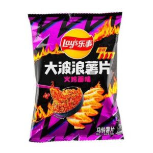 Lay's Big Wave Hot Chicken Noodle Flavor - 70g